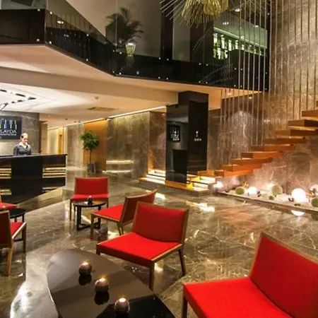 Ilayda Avantgarde 4* 쿠사다시