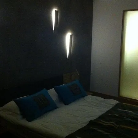 伊莱达先锋酒店 4* 库萨达斯