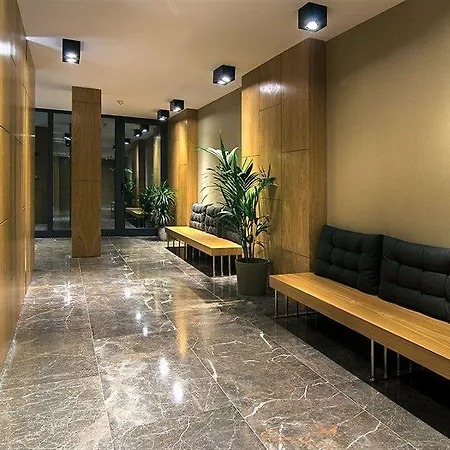 伊莱达先锋酒店 库萨达斯